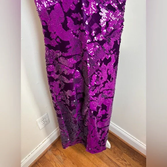 CIEBON Penny Sleeveless Sequin Cocktail Dress
Size XS NWOT - Picture 15 of 15